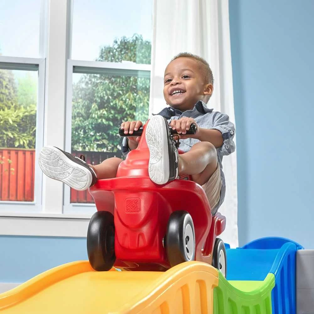 „Falk“ vairavimo gaisrų gesinimo automobilis su ragu 1 metus