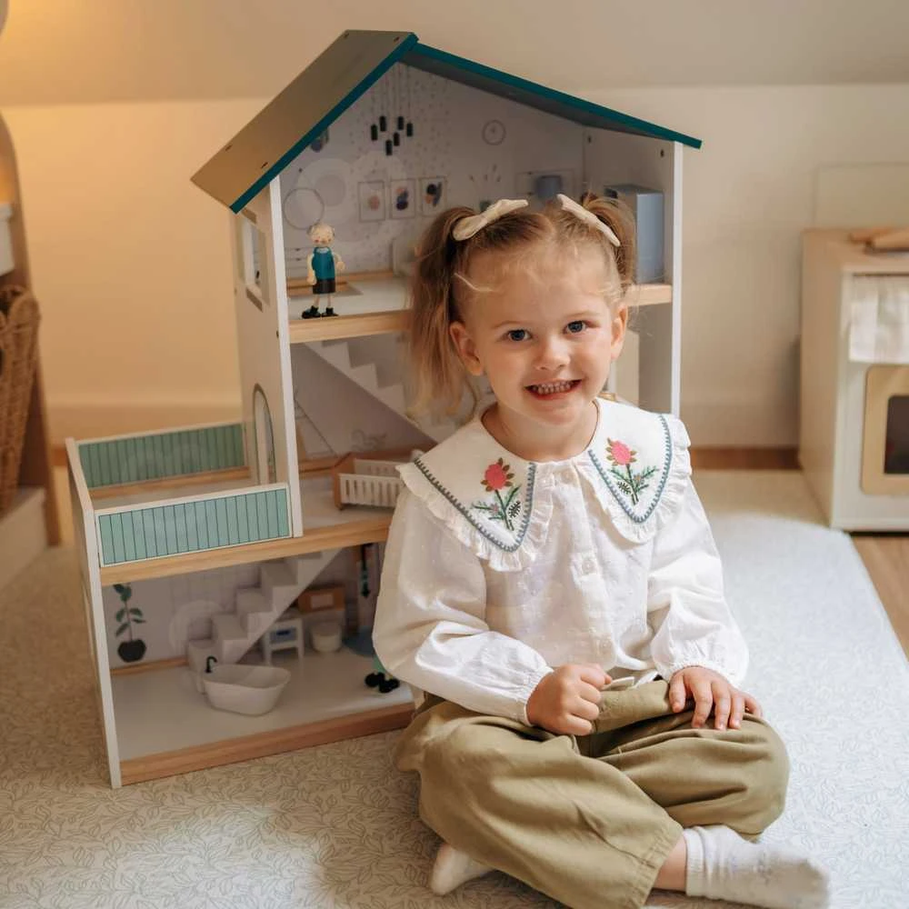 Tooky Toys TOOKY TOY Lėlių Namas Medinis 3 Aukštų su 6 Figūrėlėmis