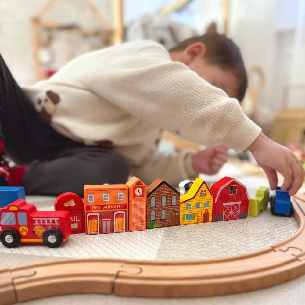 Tooky Toys Paimtas žaislinis medinis pastatų komplektas ir „Figurines City“