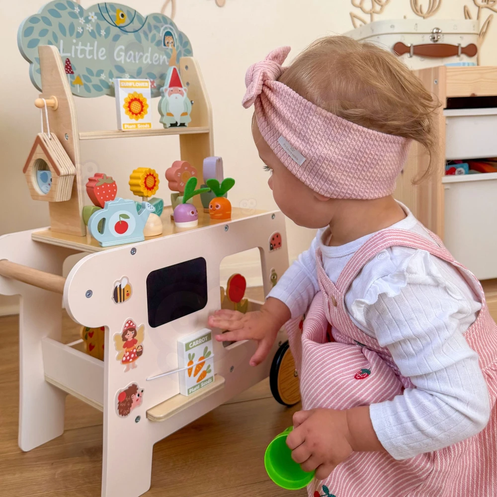 Tooky Toys TOOKY TOY Montessori medinis sodo vežimėlis 57 vnt.