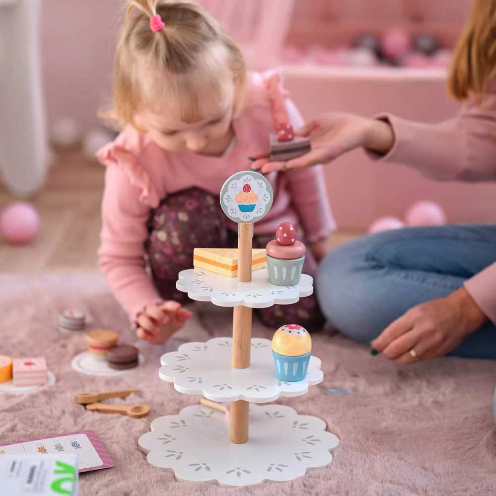 Tooky Toys Medinis trijų aukštų saldumynų stovas su keksiukais TOOKY TOY