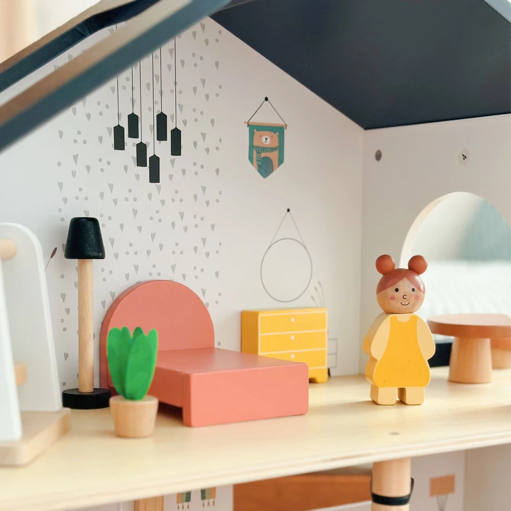 Tooky Toys TOOKY TOY medinis lėlių namelis 25 vnt