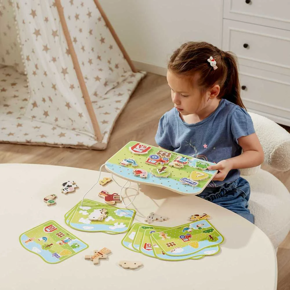 „Viga“ mediniai žibintų tarpininkai gyvūnai Montessori ūkyje