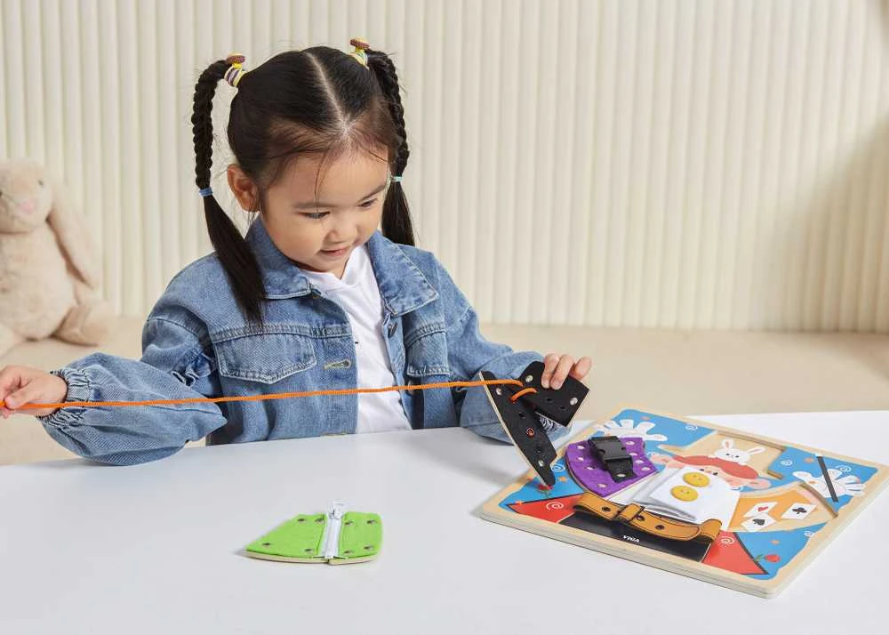 Viga 44672 Magic Dress-Up įgūdžių lenta