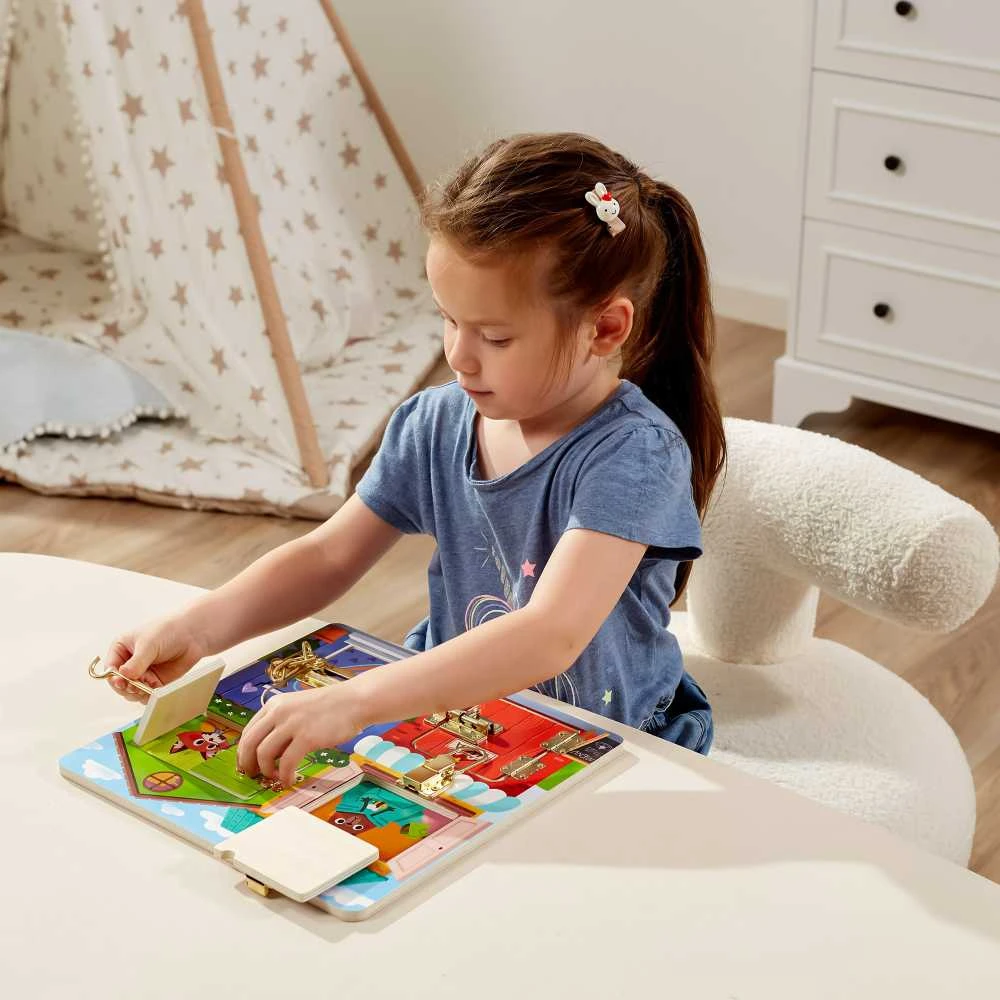 Viga medinis manipuliacinės lentos pilis ir užrakto namas Montessori