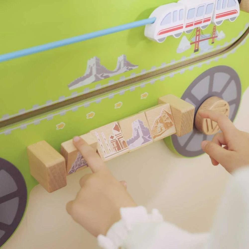 Viga Toys Medinė sensorinė-manipuliacinė lenta VIGA Traukinys