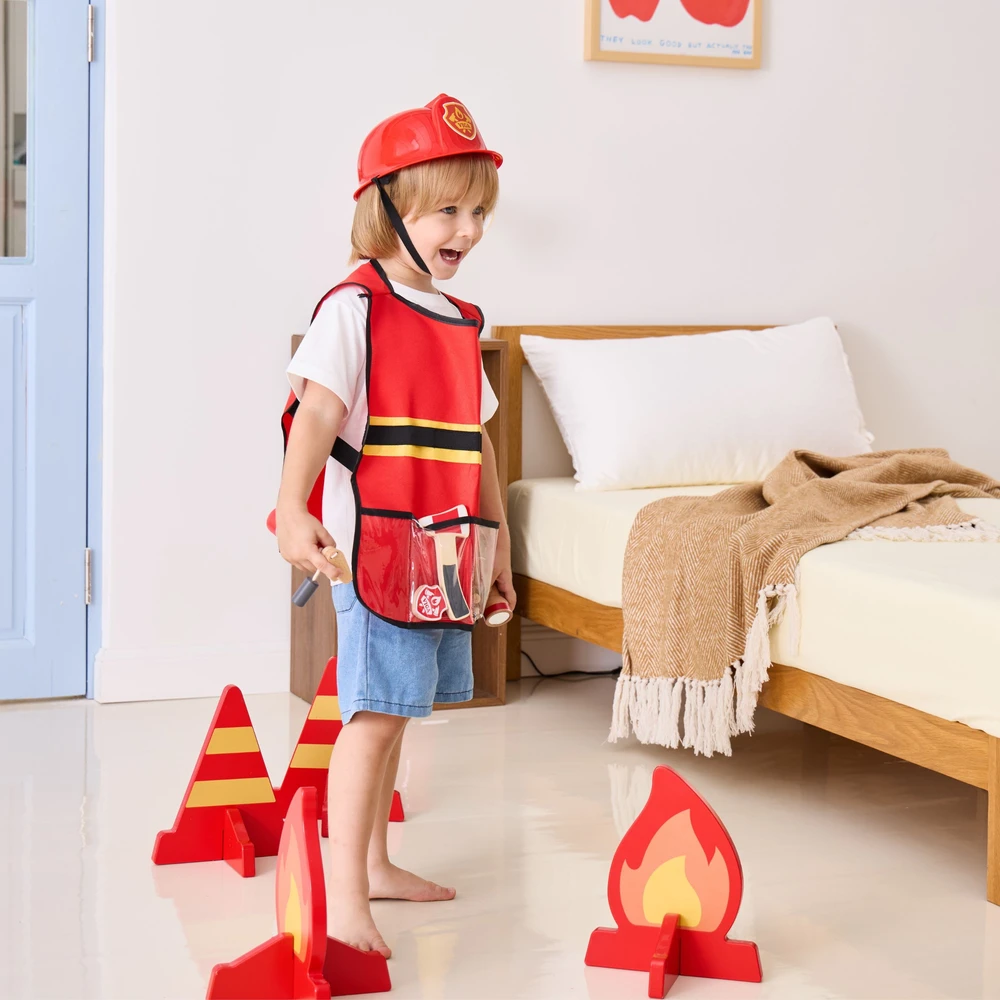 Viga Toys VIGA Mažojo gaisrininko rinkinys su liemene 8vnt
