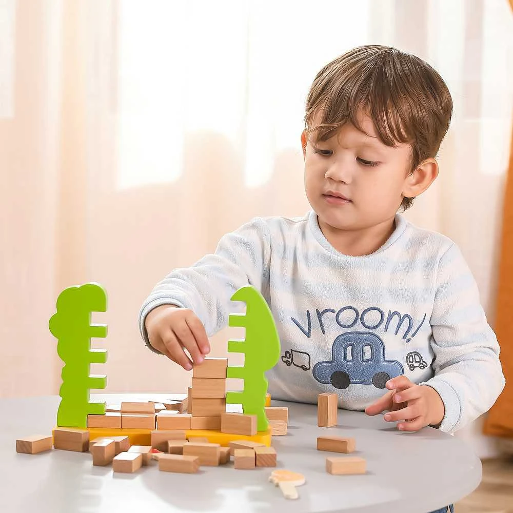 Viga medinis arkadinis žaidimas krintantis acorn dėlionė