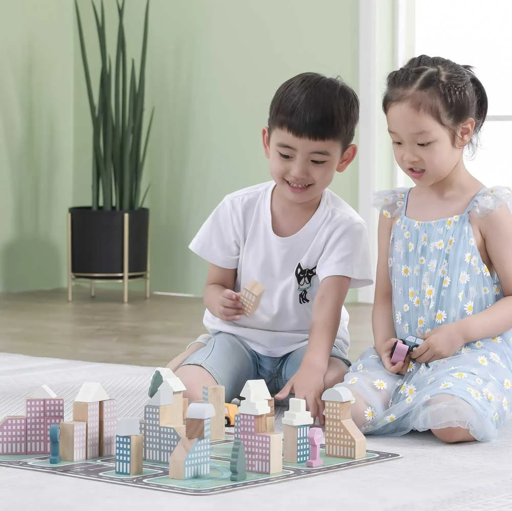 Viga Toys „Viga Polarb“ medinis tyčiojimasis su „Blocks City 56 EL“.