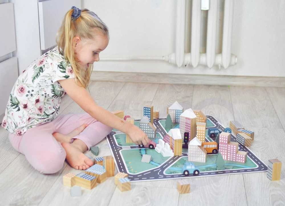 Viga Toys „Viga Polarb“ medinis tyčiojimasis su „Blocks City 56 EL“.