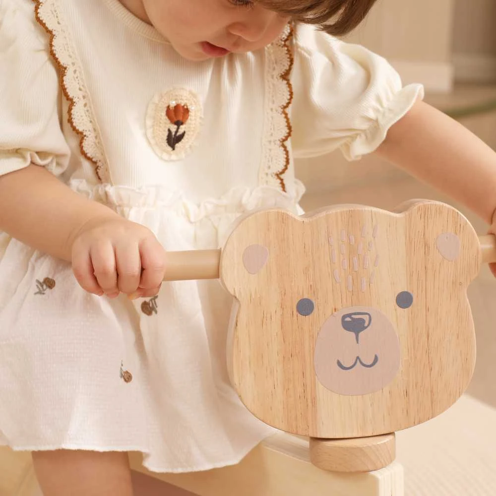 Viga Toys Medinis triratukas Rudas meškiukas su minkštais ratukais VIGA PolarB