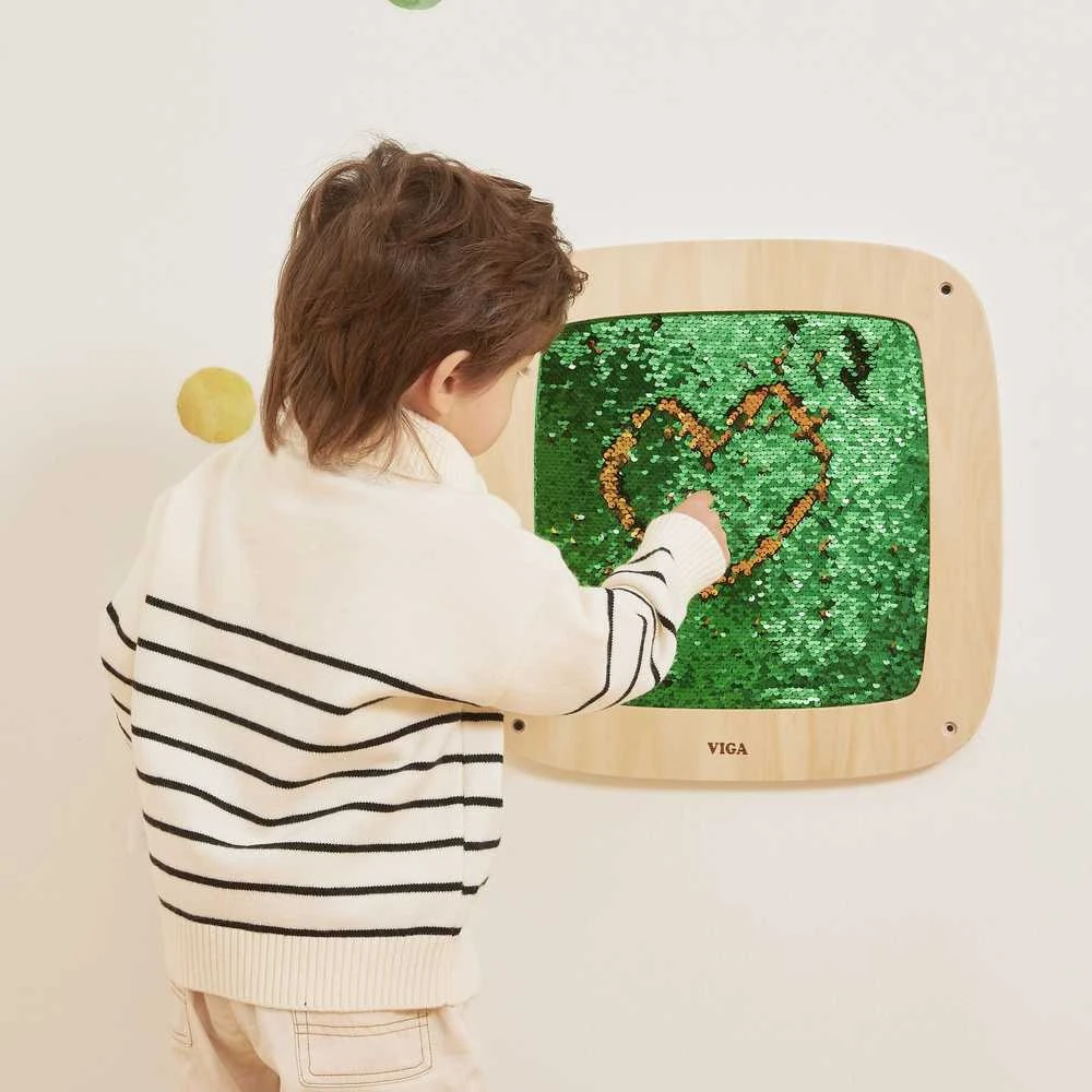 Viga Toys VIGA blizgučiais puošta sieninė veiklos panelė