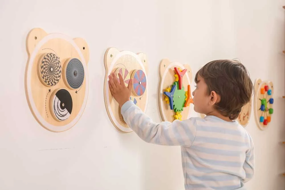 Viga Toys VIGA Medinė lenta su sukimosi taškais, FSC sertifikuota