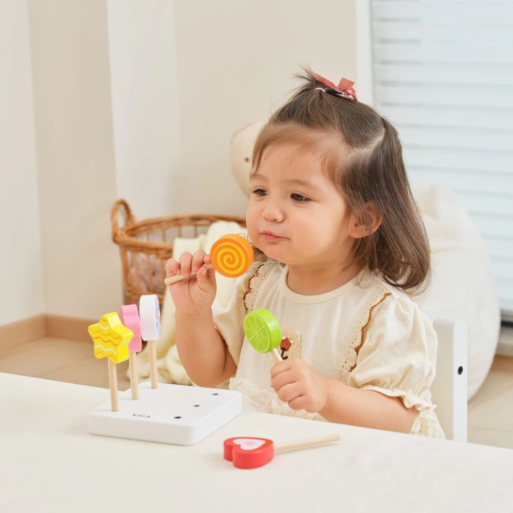 Viga Toys VIGA Mediniai ledinukai Konditerijos parduotuvės rinkinys 6 vnt. vaikams nuo 18 mėn.