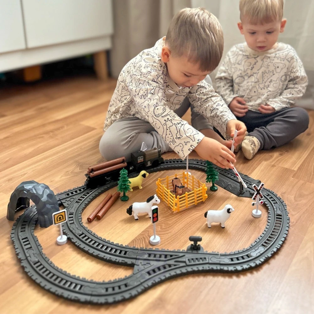 Elektrinis retro traukinio rinkinys WOOPIE su XL trasa 66 vnt