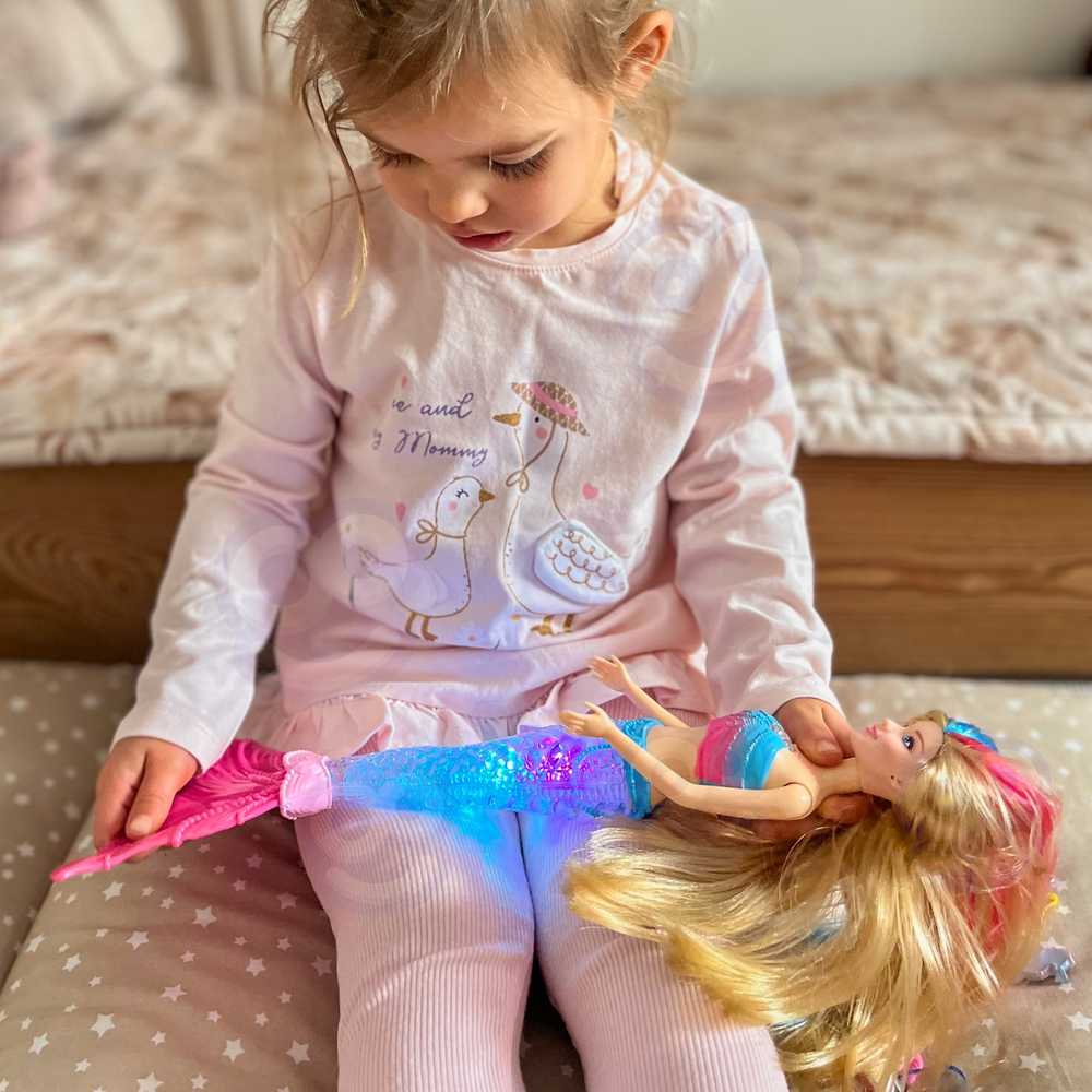 Woopie Royal WOOPIE Lėlė Undinėlė Gina Magiška ir Spalvinga Nuotykių Draugė