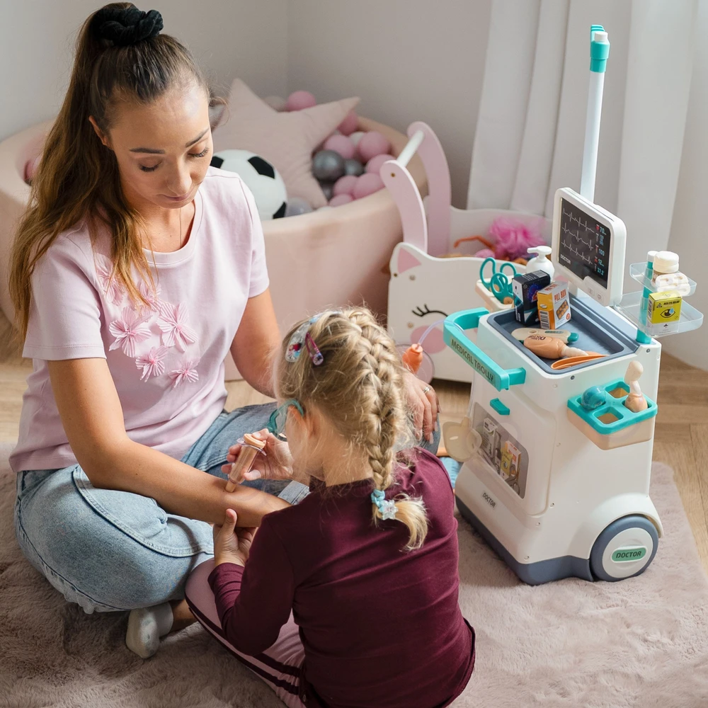 WOOPIE gydytojo vežimėlio rinkinys Little Doctor su EKG