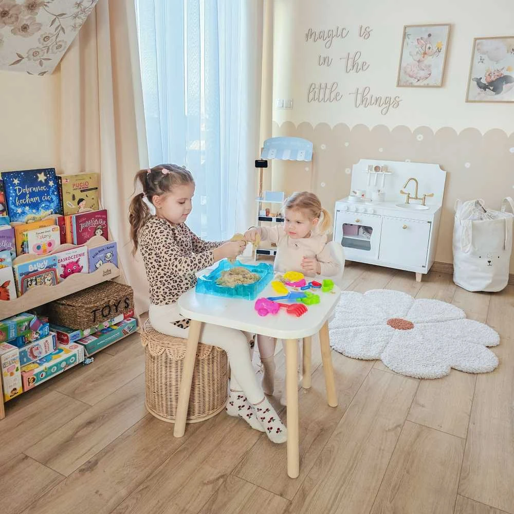 Woopie Kinetinio smėlio rinkinys 0,5kg su staliuku ir formelėmis