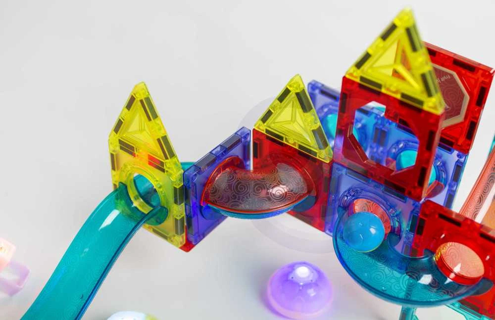 Magnetinis konstruktorius WOOPIE šviečiantis rutuliuko trasa 75vnt