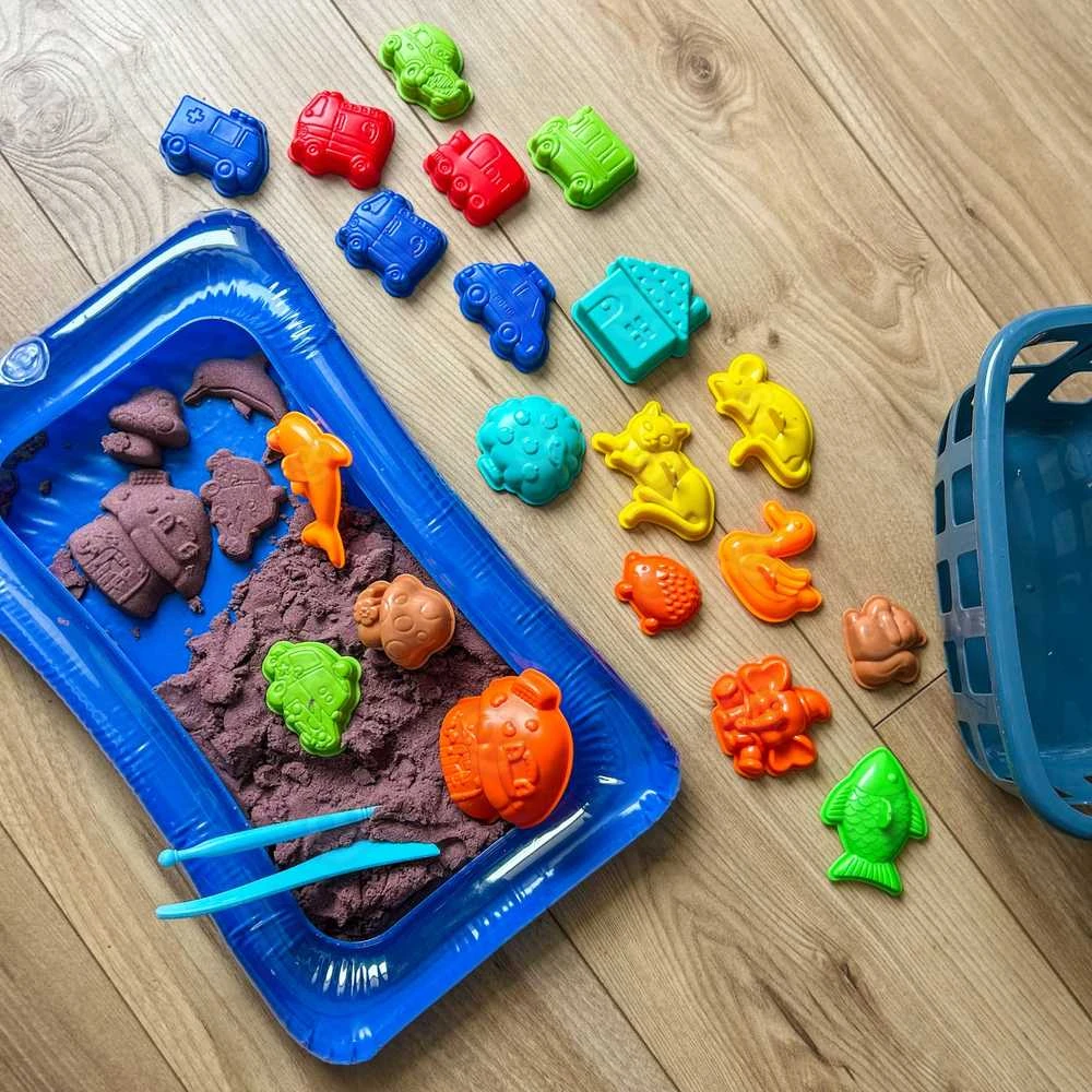 Woopie Kinetinis Smėlis 0,8kg Rinkinys su Formelėmis + Smėlio Dėžė