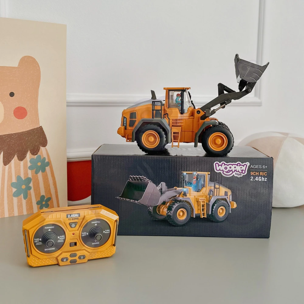 WOOPIE Remote Controlled RC Construction Loader with Sound and Light