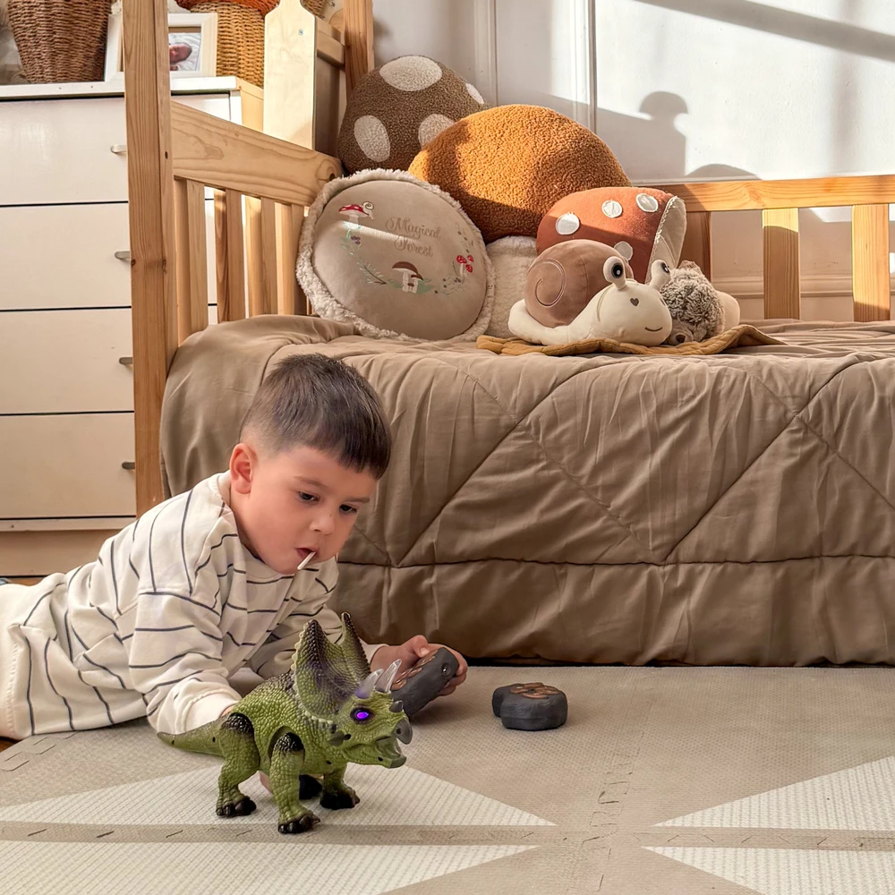 Woopie RC Robotas - Dinozauras Triceratops su švytinčiomis akimis