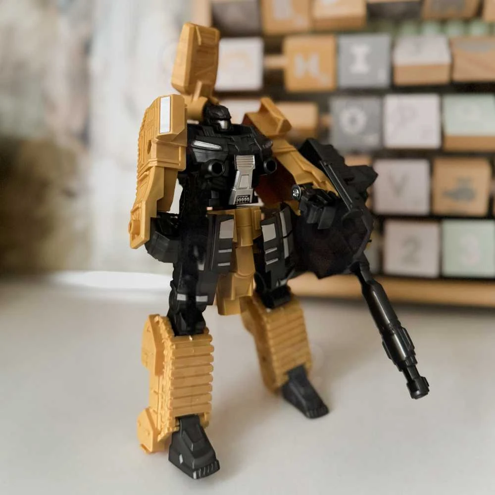 3 Viename Robotas Transformeris Tankas Ir Strėlyčių Šautuvas WOOPIE