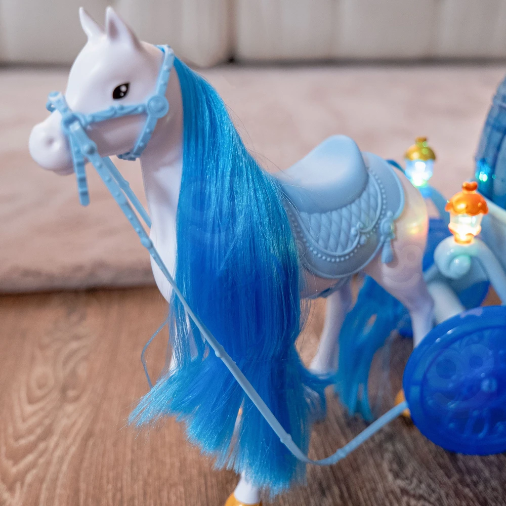 Lėlių rinkinys Ledo princesė Lily ir šviečianti karieta WOOPIE ROYAL