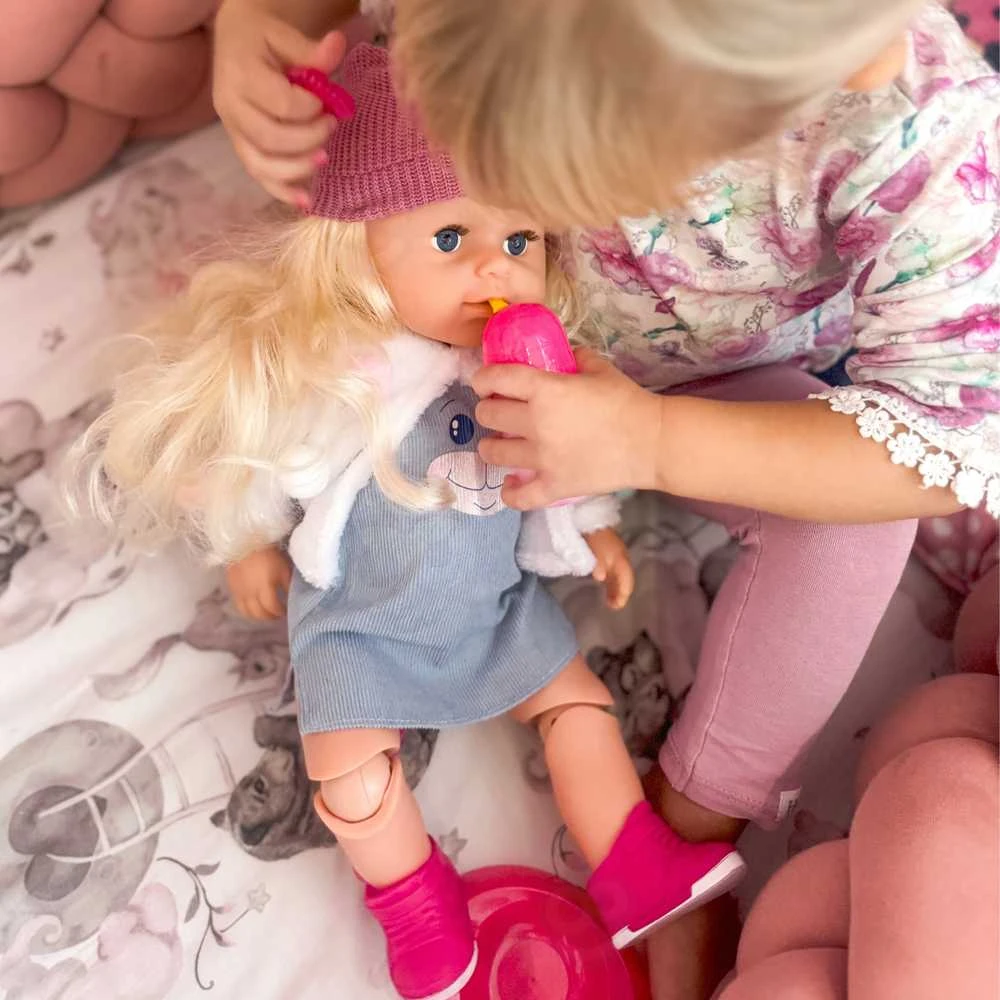 Woopie Royal Woopie Interaktyvi lėlė Zosia dangtelyje 43 cm + priedai