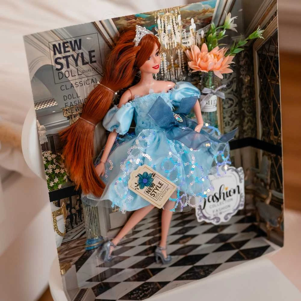 Lėlė Emi su žydra tiulio suknele WOOPIE ROYAL