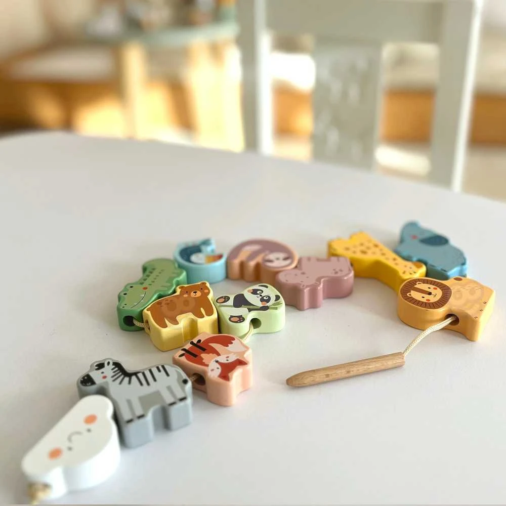 Medinė vėrimo dėlionė WOOPIE Žalias ZOO Montessori
