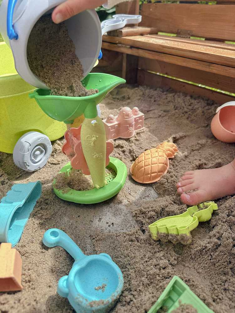Žaislinis smėlio rinkinys su vežimėliu 13 vnt. Biologinė medžiaga, Woopie