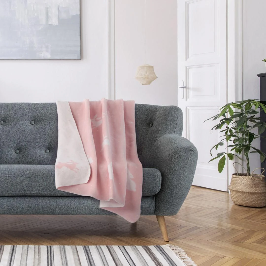 AmeliaHome Pudrinės rožinės spalvos pledas ZARIA 150 x 200 cm