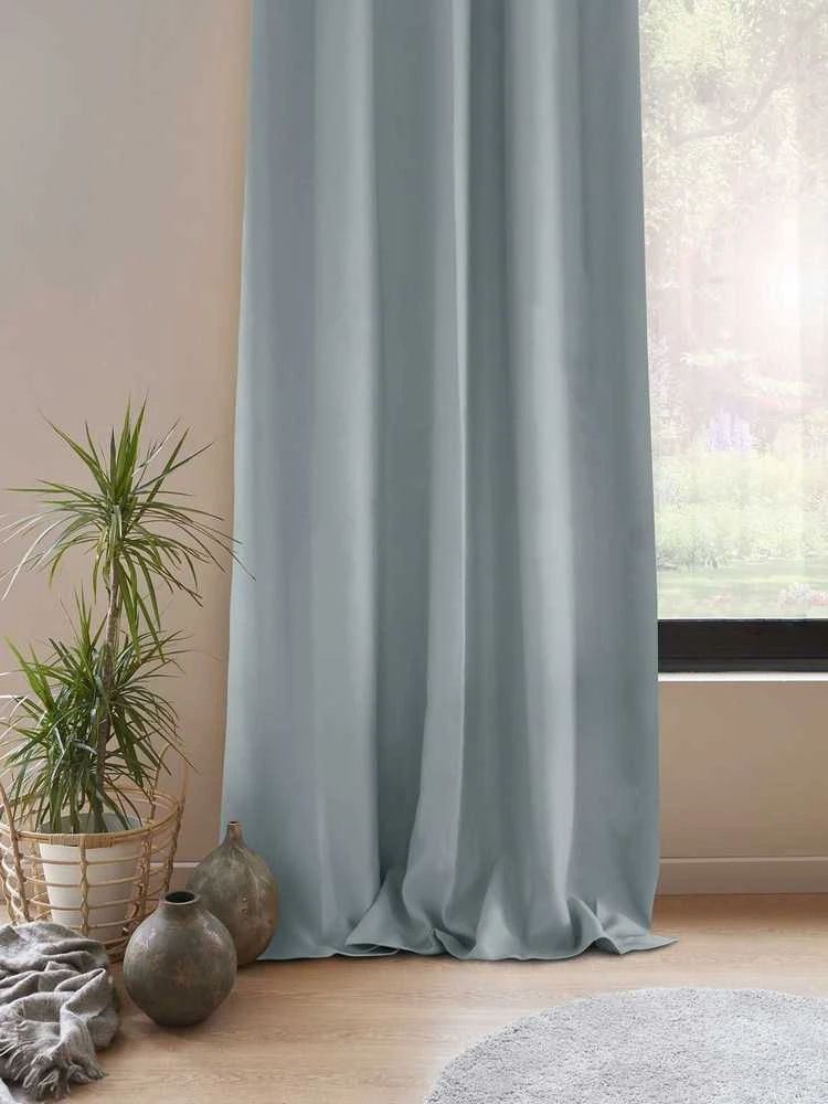 Naktinė užuolaida su žiedais AmeliaHome BLACKOUT 140X245 cm, 1 vnt., spalva: sidabrinė