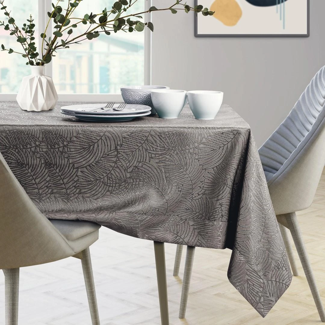 Ruda staltiesė 140x140 AmeliaHome Gaia