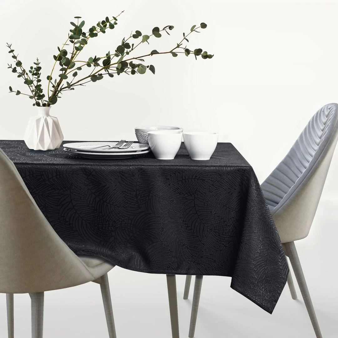 Staltiesė 60×60 cm juodos spalvos AmeliaHome