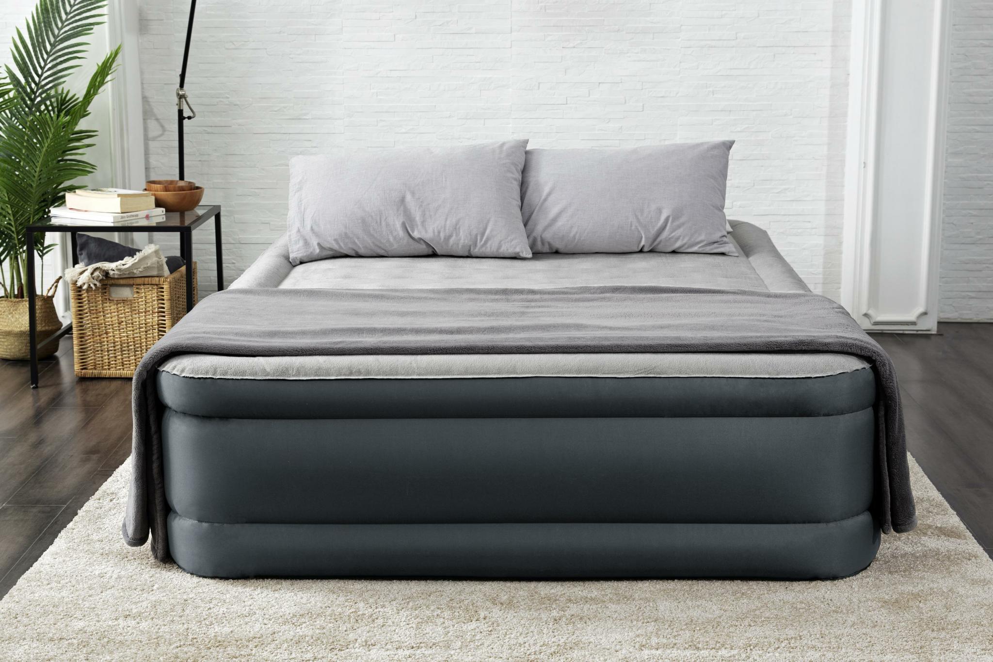 "Bestway® Fortech™" Pripučiamas dvivietis čiužinys "Snugable Top™" įmontuotas kintamosios srovės siurblys, 203 x 152 x 46 cm