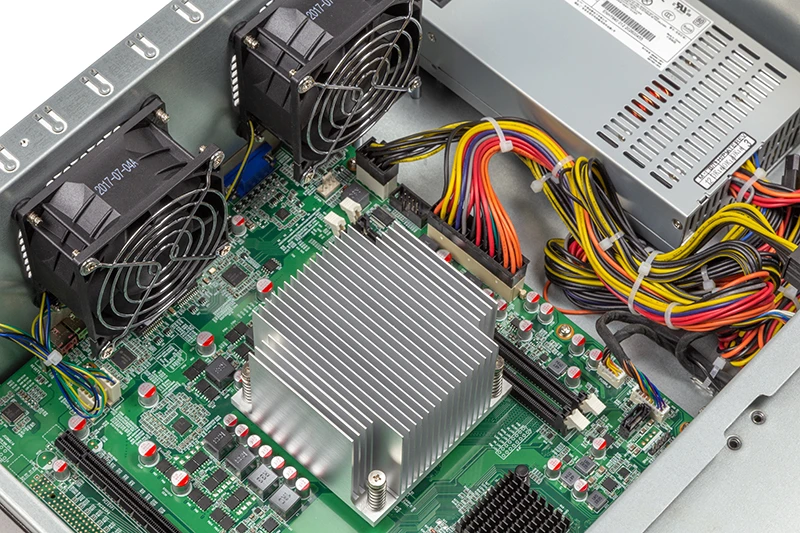 Hismart Duomenų serveris 16xHDD 3.5