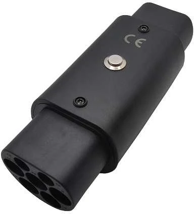 Juodas GB/T į Type 2 adapteris su fiksavimo mygtuku