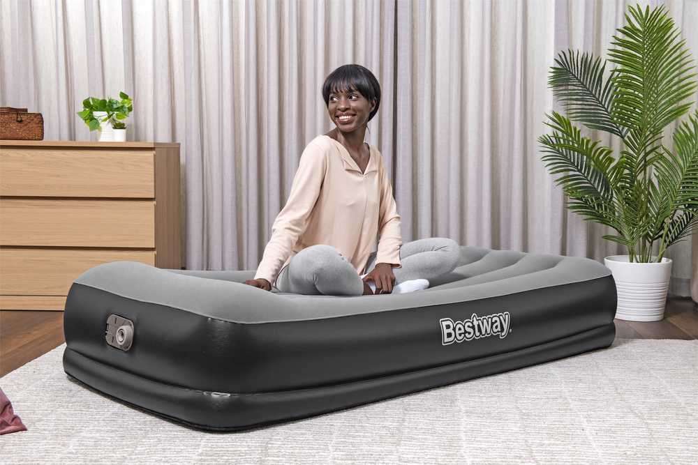Pripučiamas čiužinys 191x97x36 cm su įmontuotu elektriniu siurbliu Bestway 67723