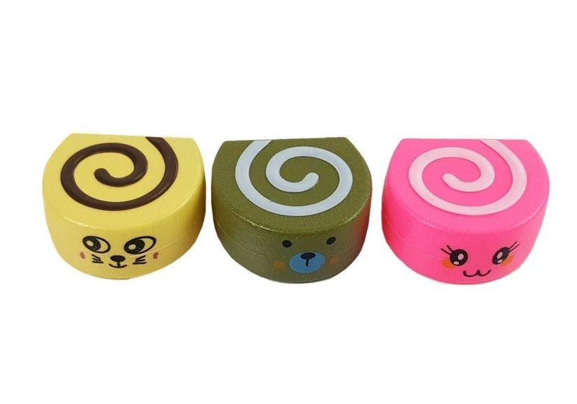 Lean Toys Arbatos puodelių rinkinys LeanToys su rožių motyvais