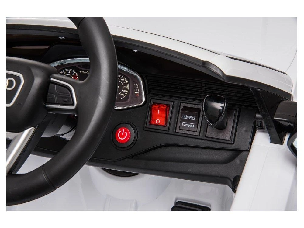 Lean Cars Elektromobilis Audi RSQ8 baltas