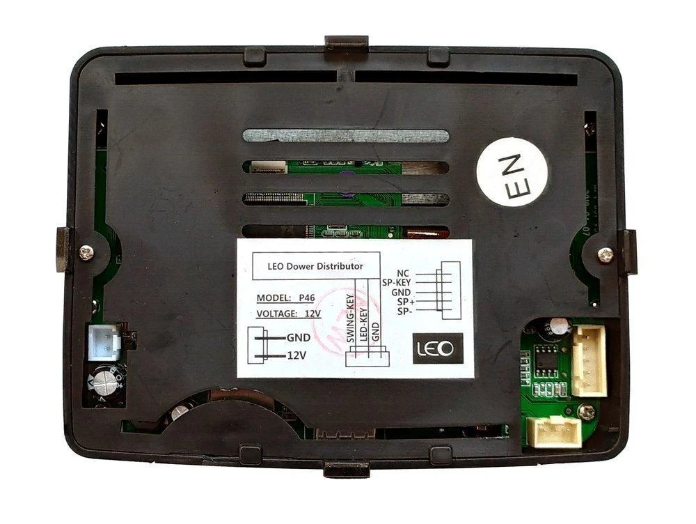 Lean Cars LCD MP4 ekranas automobiliui su akumuliatoriumi Mercedes G63 SX1888
