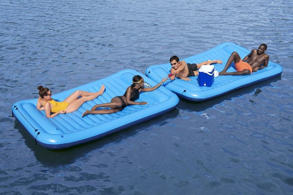 Bestway PLAUKIOJANTI SALA pripučiamas vandens čiužinys 4 asmenims 360 kg 269 x 183 cm 43542