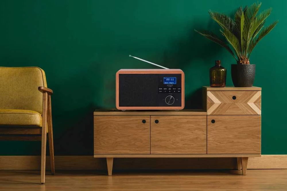 Radijo dab+ adler skelbimas 1184