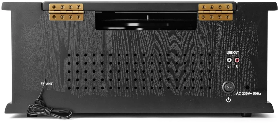 AKAI ATT-350CC – įrašų grotuvas su CD ir kasečių grotuvu