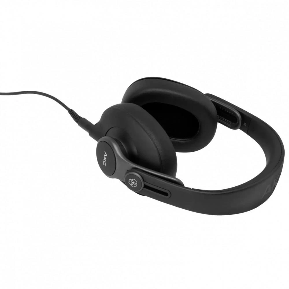 AKG K371 juodos ausinės su laidu