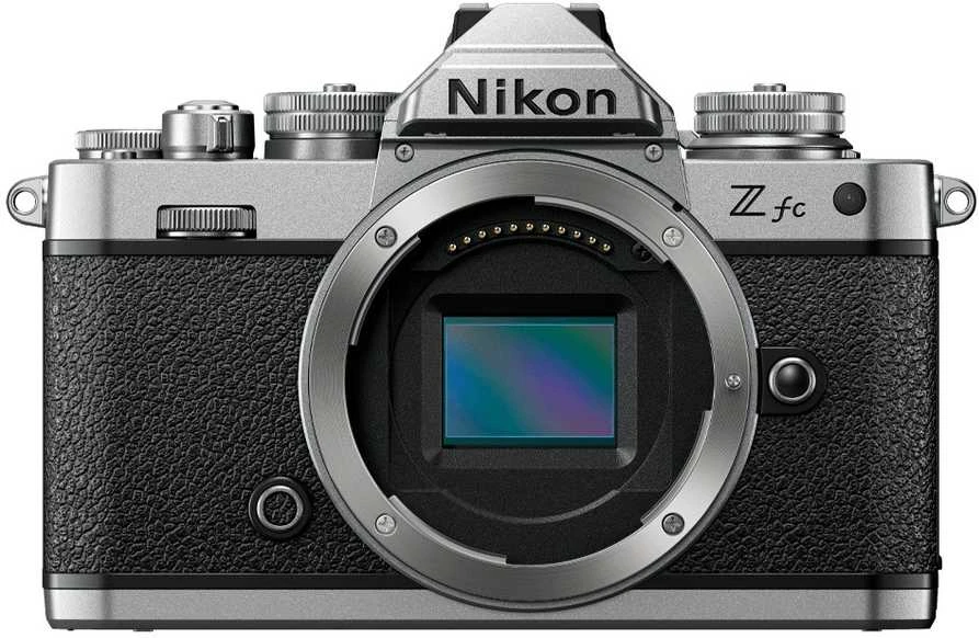Nikon Z fc + NIKKOR Z DX 16-50mm f/3.5-6.3 VR + NIKKOR Z DX 50-250mm f/4.5-6.3 VR (Sidabrinis)