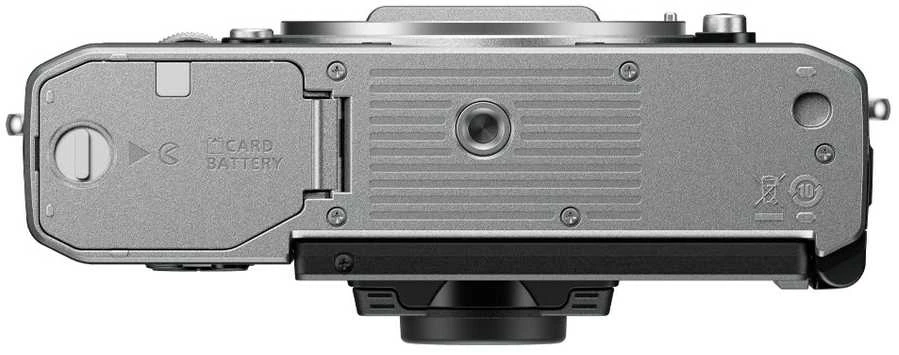 Nikon Z fc + NIKKOR Z 28mm f/2.8 (SE) (Sidabrinis)