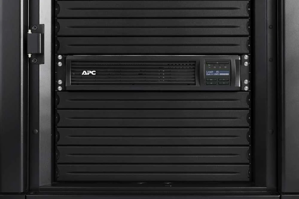 Maitinimo šaltinis awaryjny ups apc smt750rmi2uc (rack; 750va)